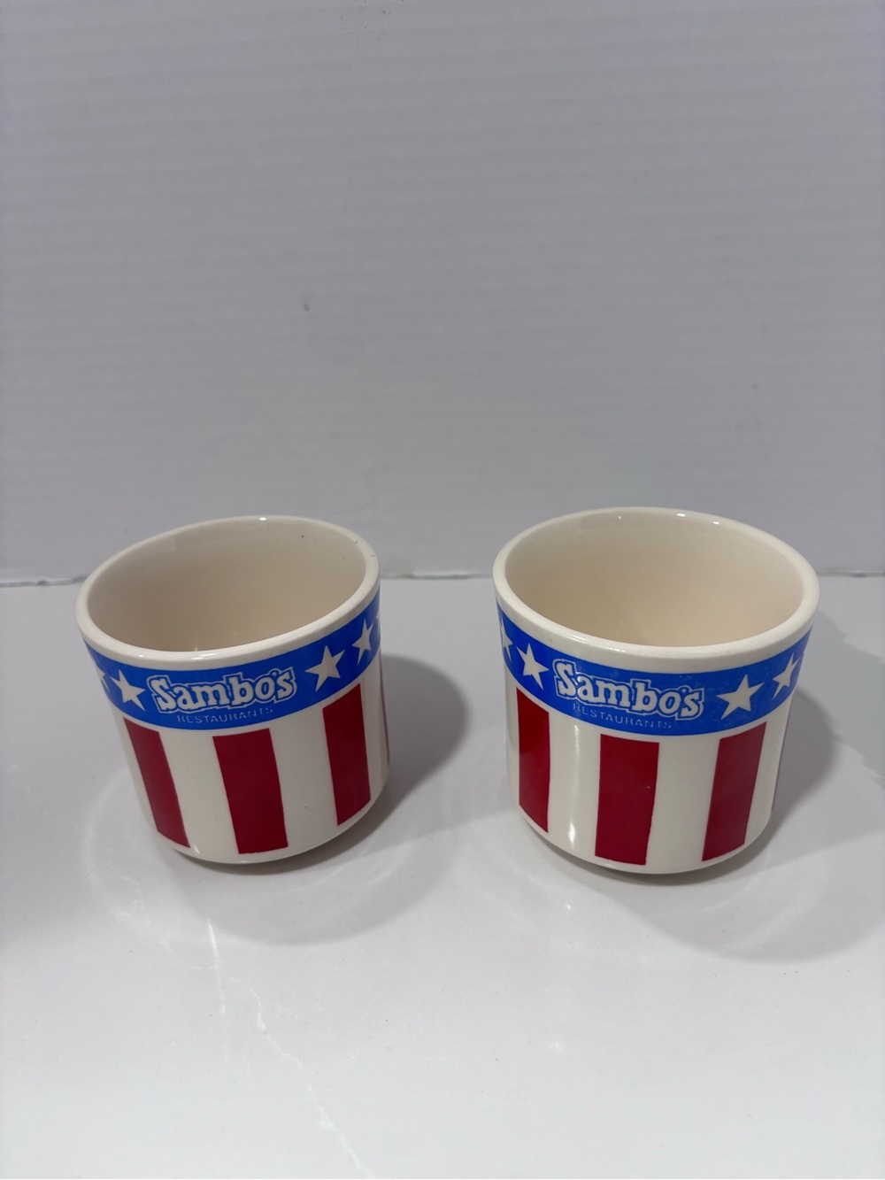 Vtg 1970’s Sambo's Restaurant Mugs - Red, White & Blue (Set of 2)